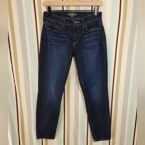 Lucky Brand Sofia Capri Dark Wash Jeans, size 2/26 - Picture 2 of 9
